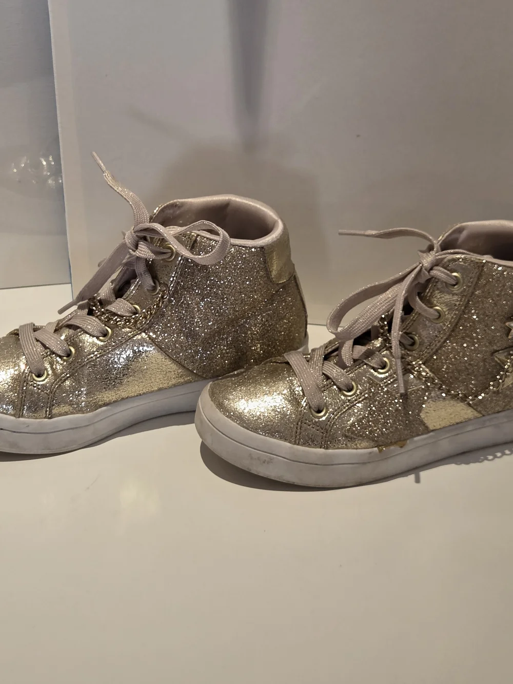 Skechers Girls Shoes Size 4 Hi-Lite Stellar Shine Sneaker With Chain Gold Hi Top